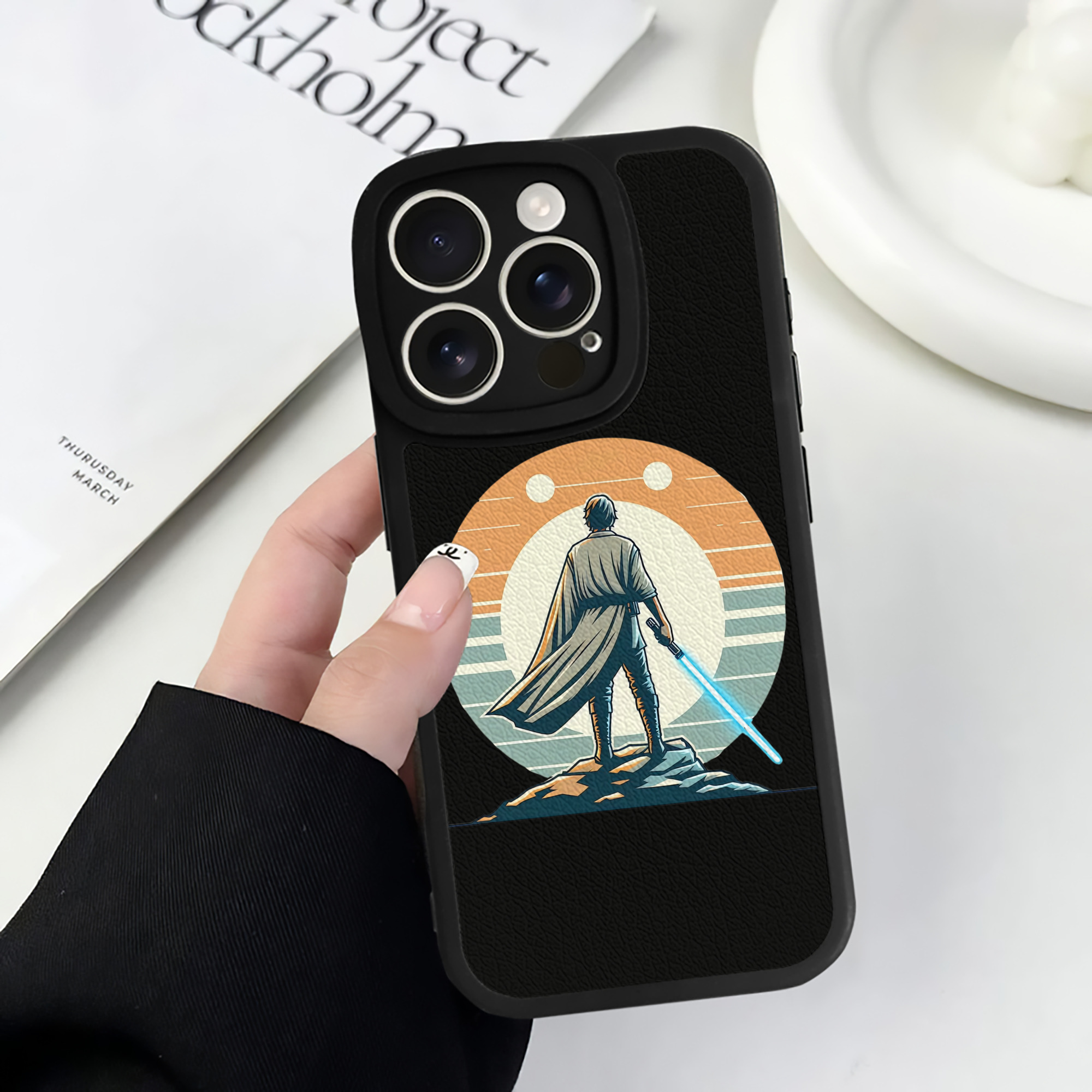 （画像用） スター・ウォーズ Star Wars 【iPhone 16シリーズ対応】シリコンスマホケース（レザー調） 材質：シリコン